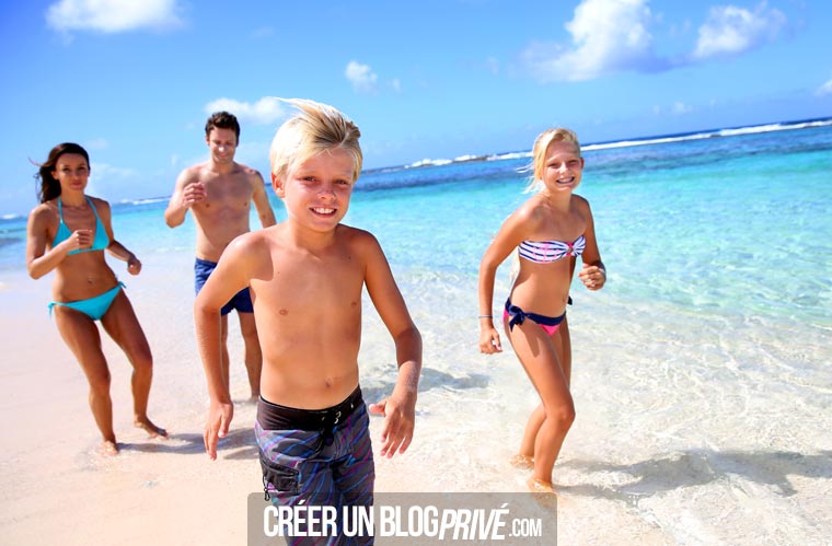Partager des photos en famille : mieux vaut éviter les réseaux sociaux...